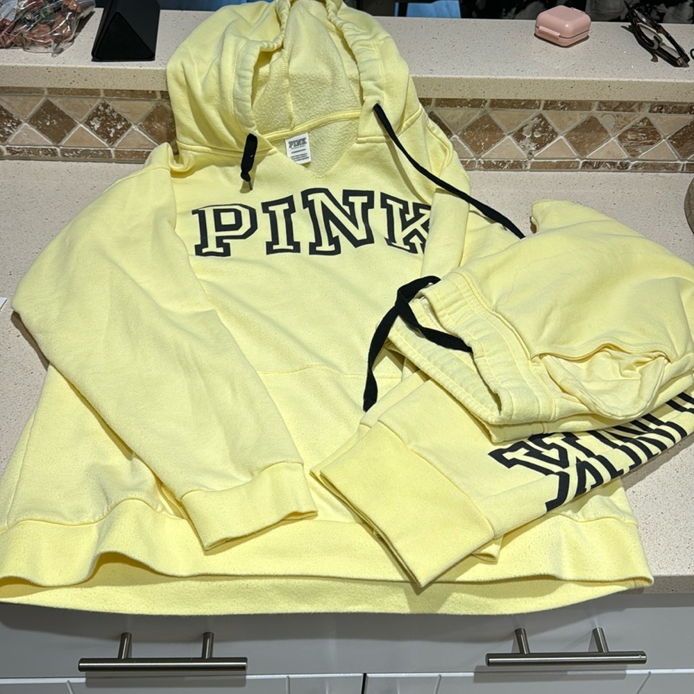 Size XLG yellow VS Pink jogger set